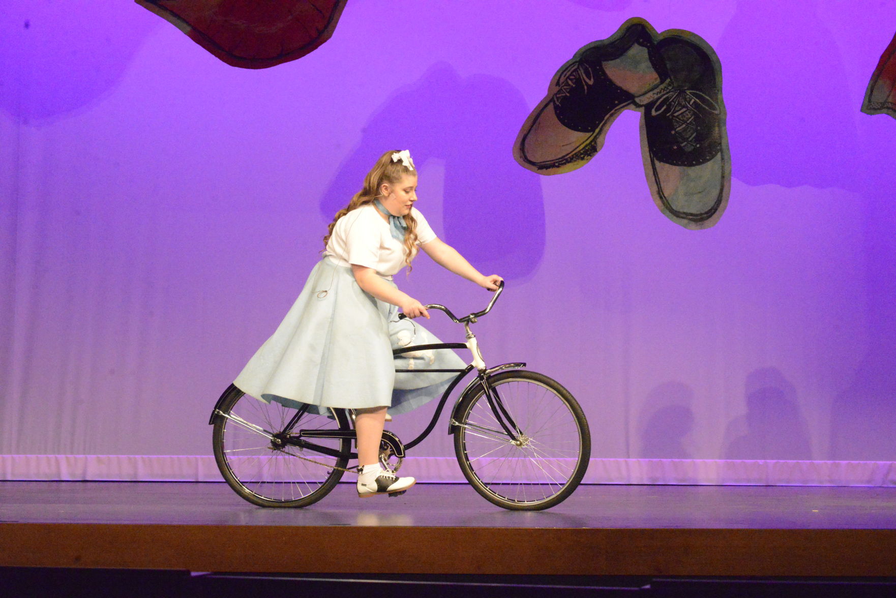 031120 moline musical 490.JPG